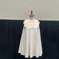 Aaj phool lag rahi hoon