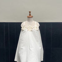 Aaj phool lag rahi hoon